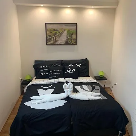 Apartment Hillside Wellness Apartman